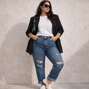 Levi’s Boyfriend Jeans 33 Medium Wash Distressed Stretch Denim Relaxed Fit